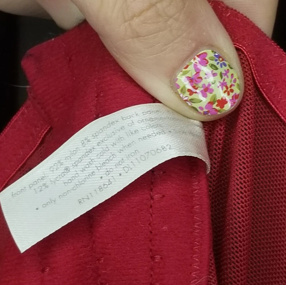 Red and Black Satin Corset Top - Picture 4 of 5